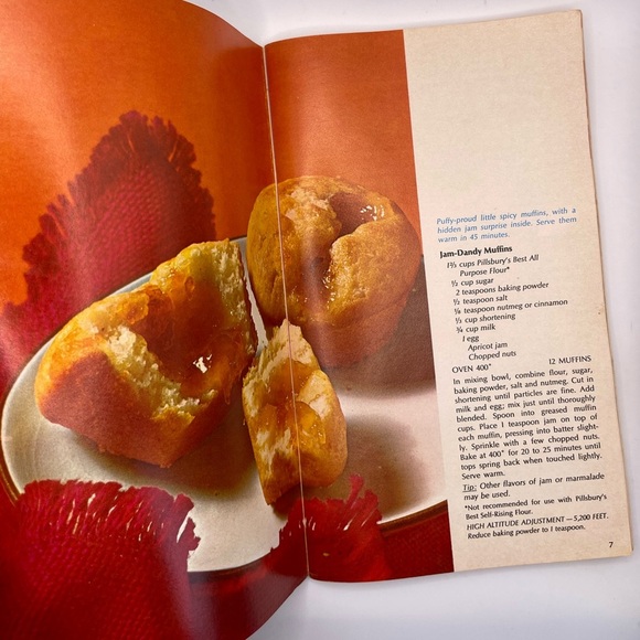 Pillsbury A Treasury Of Bake Off Favorites Vintage Cookbook Kitchen Paperwork - Picture 14 of 14